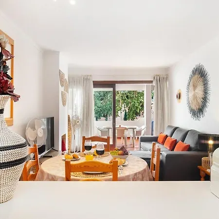Balaia Sunshine Apartment *